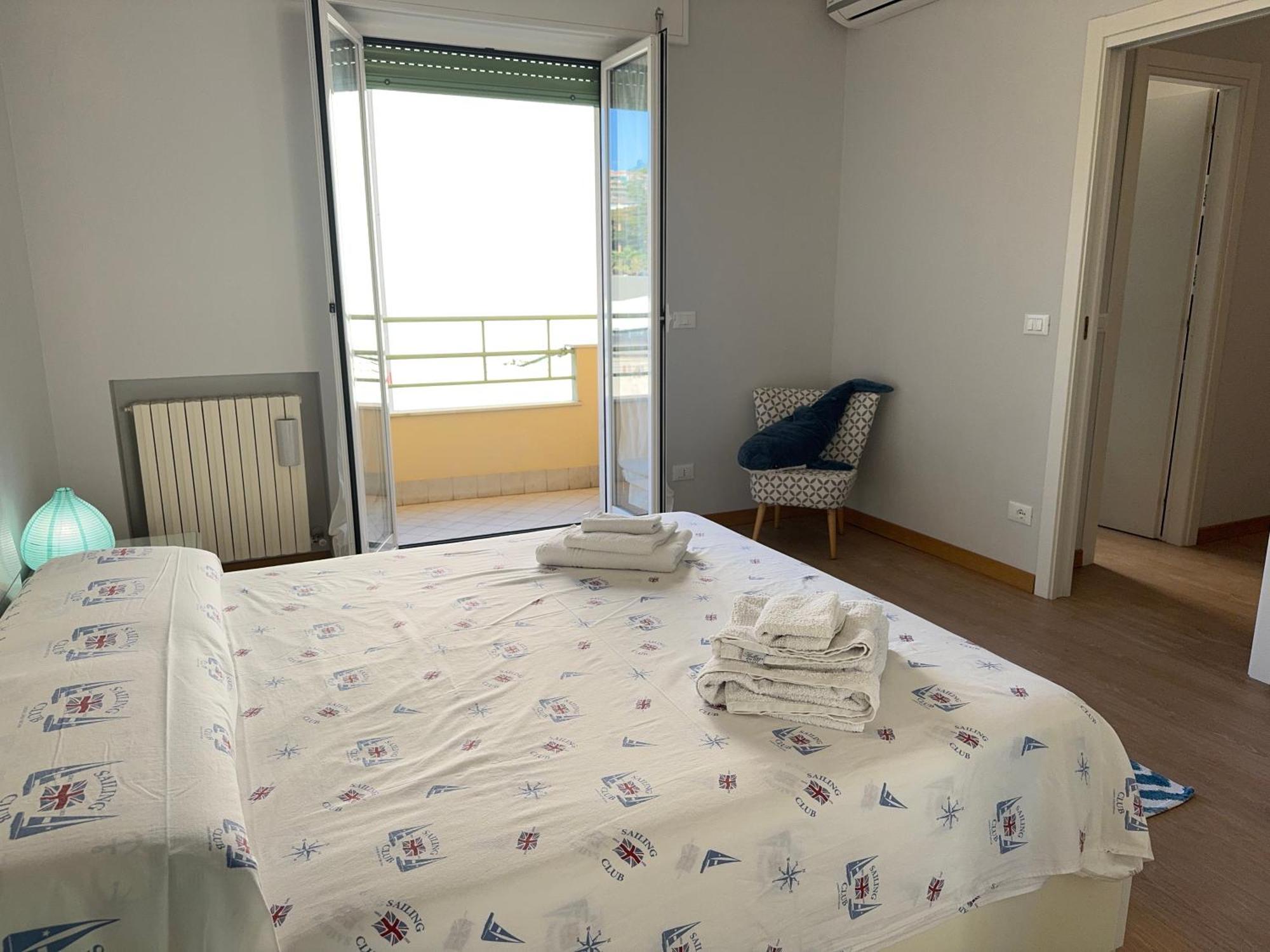 2 Min Walk To The Beach In The Centre Of Sanremo Exterior photo